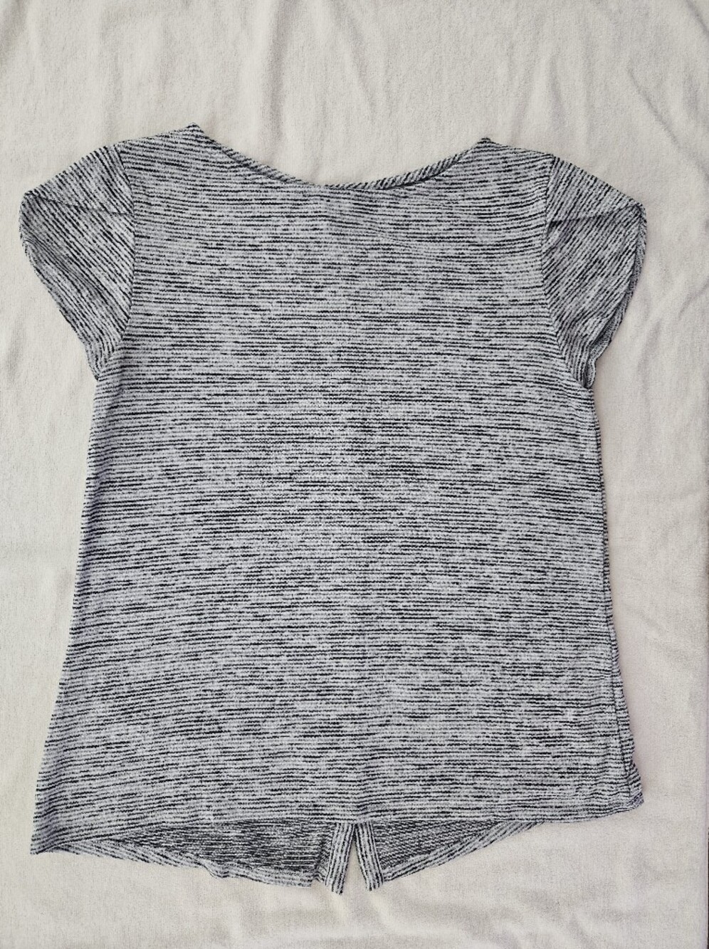 Market & Spruce Gray Space Dye Knit Top Button Back Detail Size M